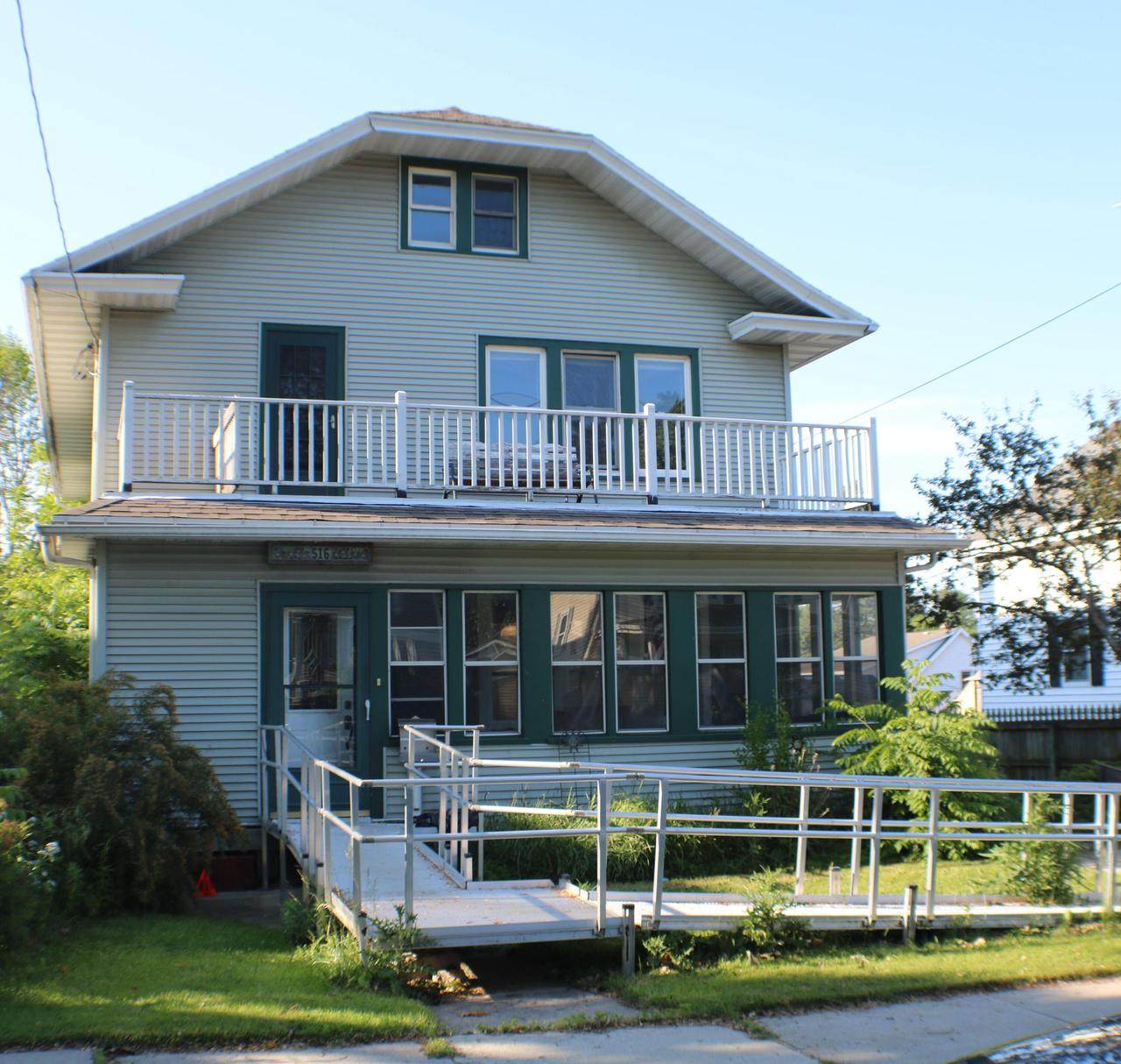 516 New York Ave - Photo 1