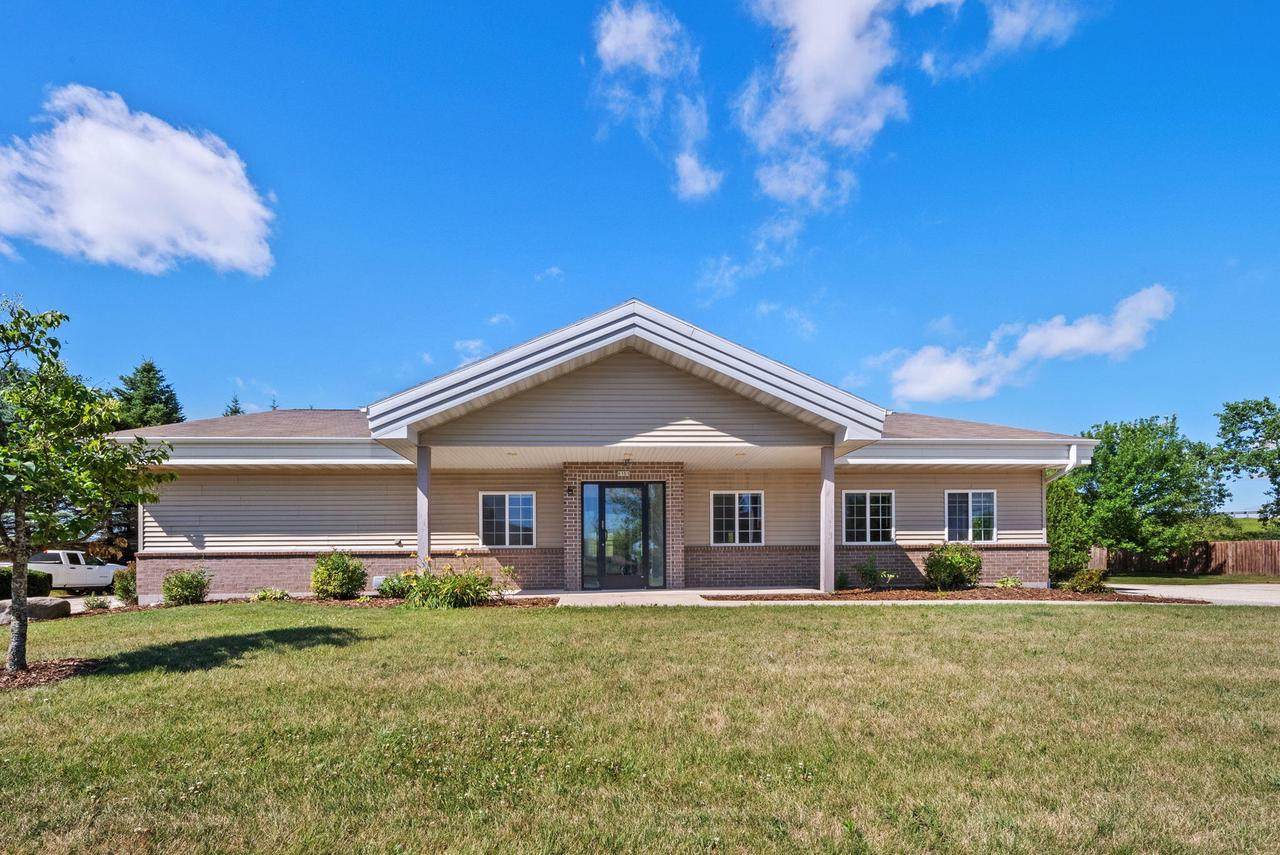 5151 Expo Dr - Photo 1