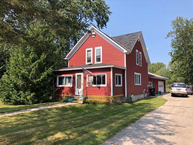 330 Spruce St - Photo 1