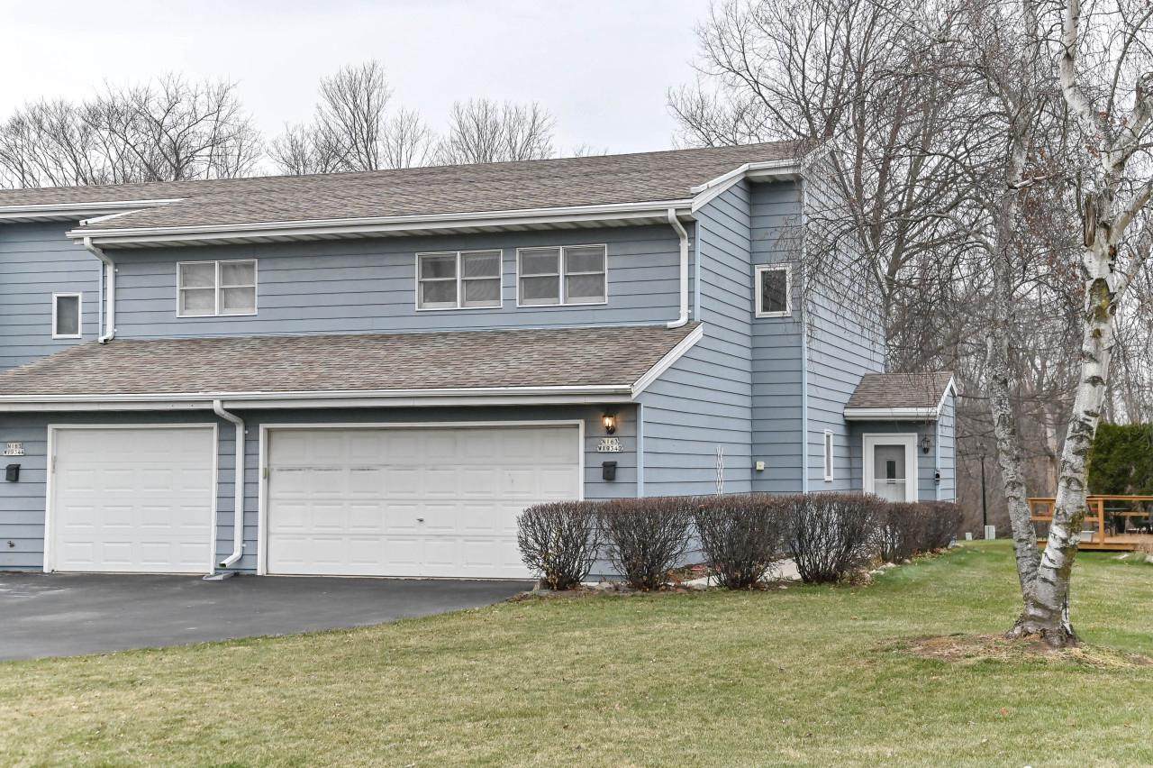 N163W19342 Cedar Run Dr - Photo 1