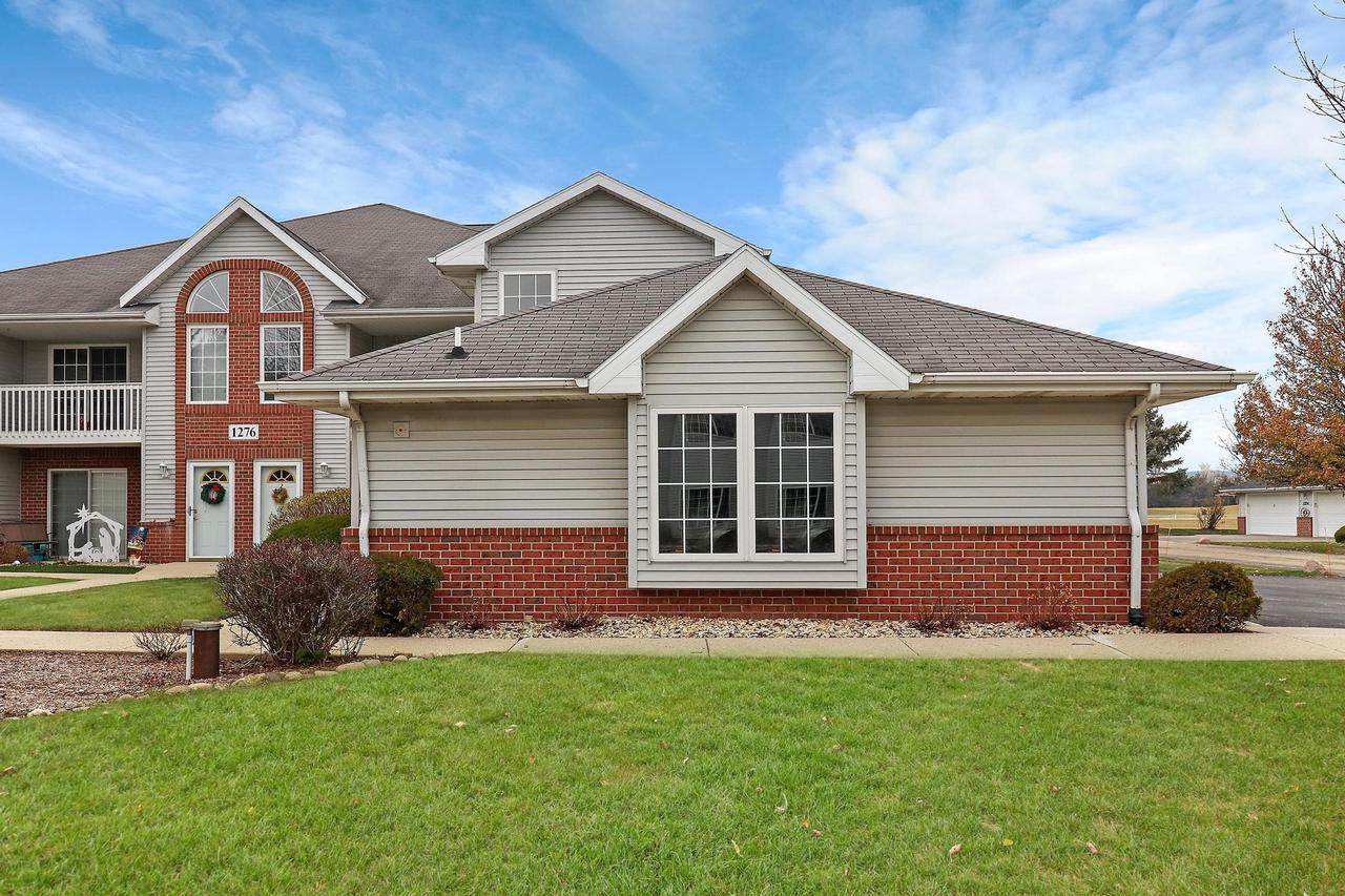 1276 Village Centre Dr - Photo 1