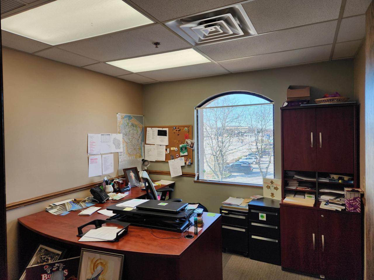 15850 Bluemound Rd - Photo 1