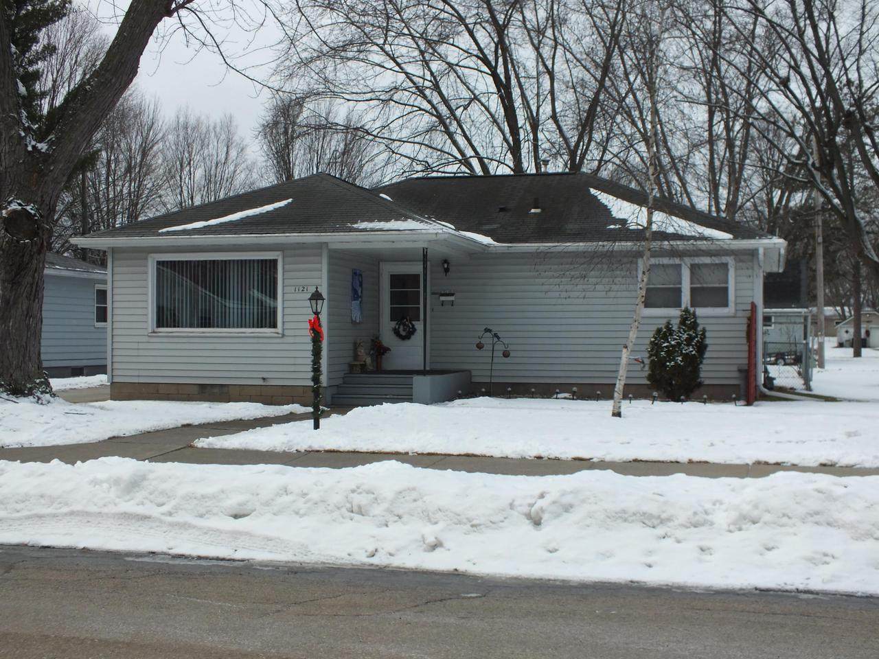 1121 Smalley St - Photo 1