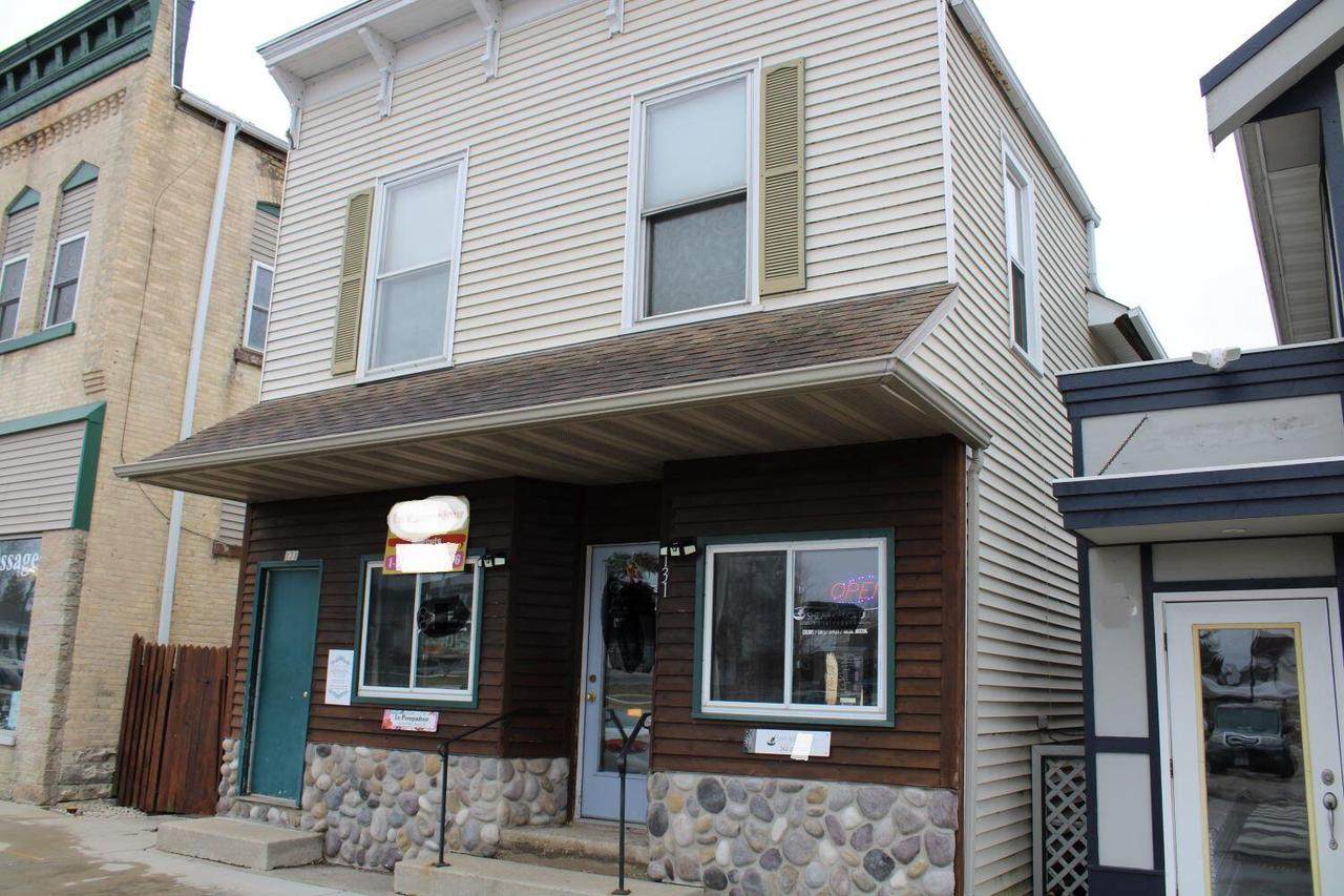 131 Main St - Photo 1