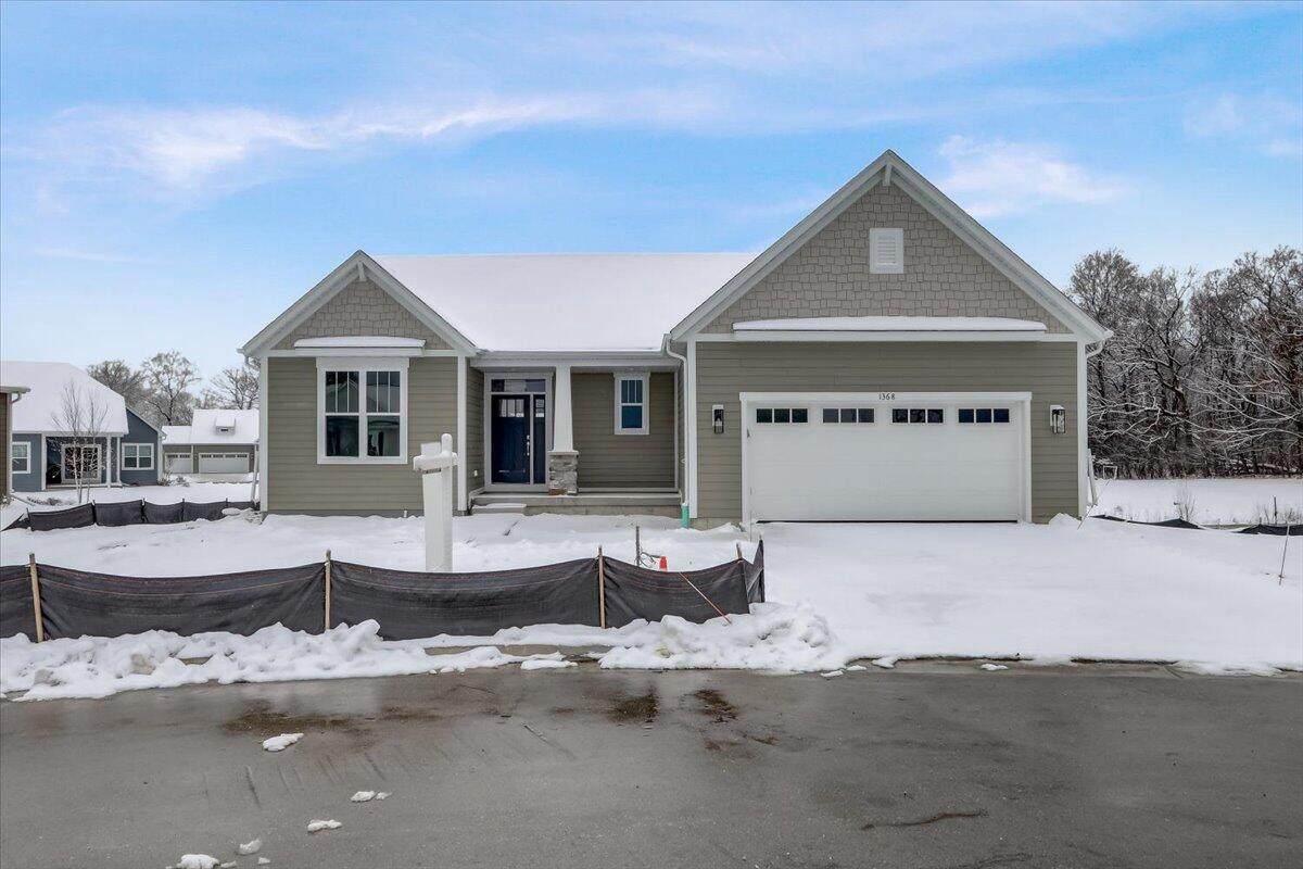1368 Panorama Ct - Photo 1