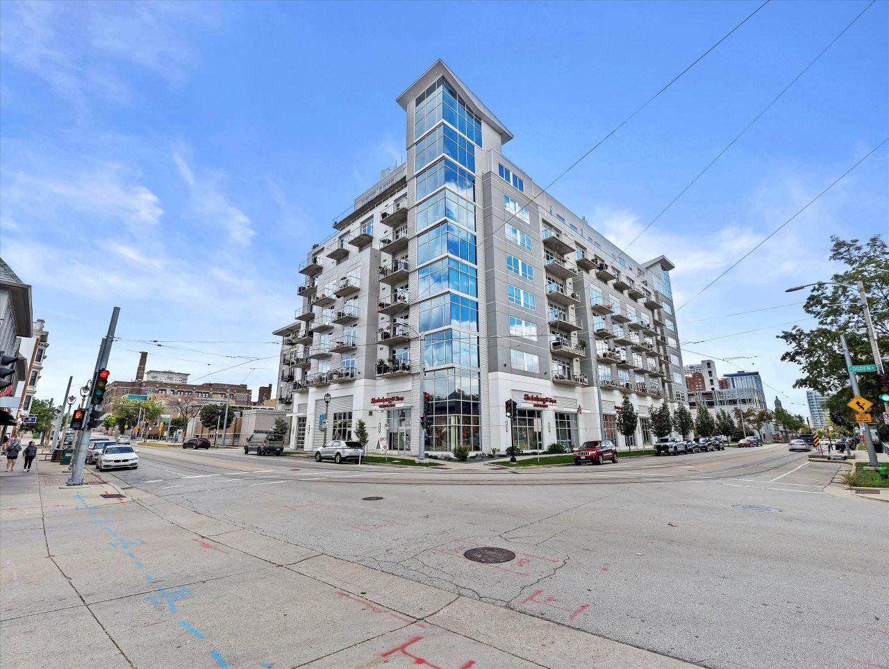601 Ogden Ave - Photo 1