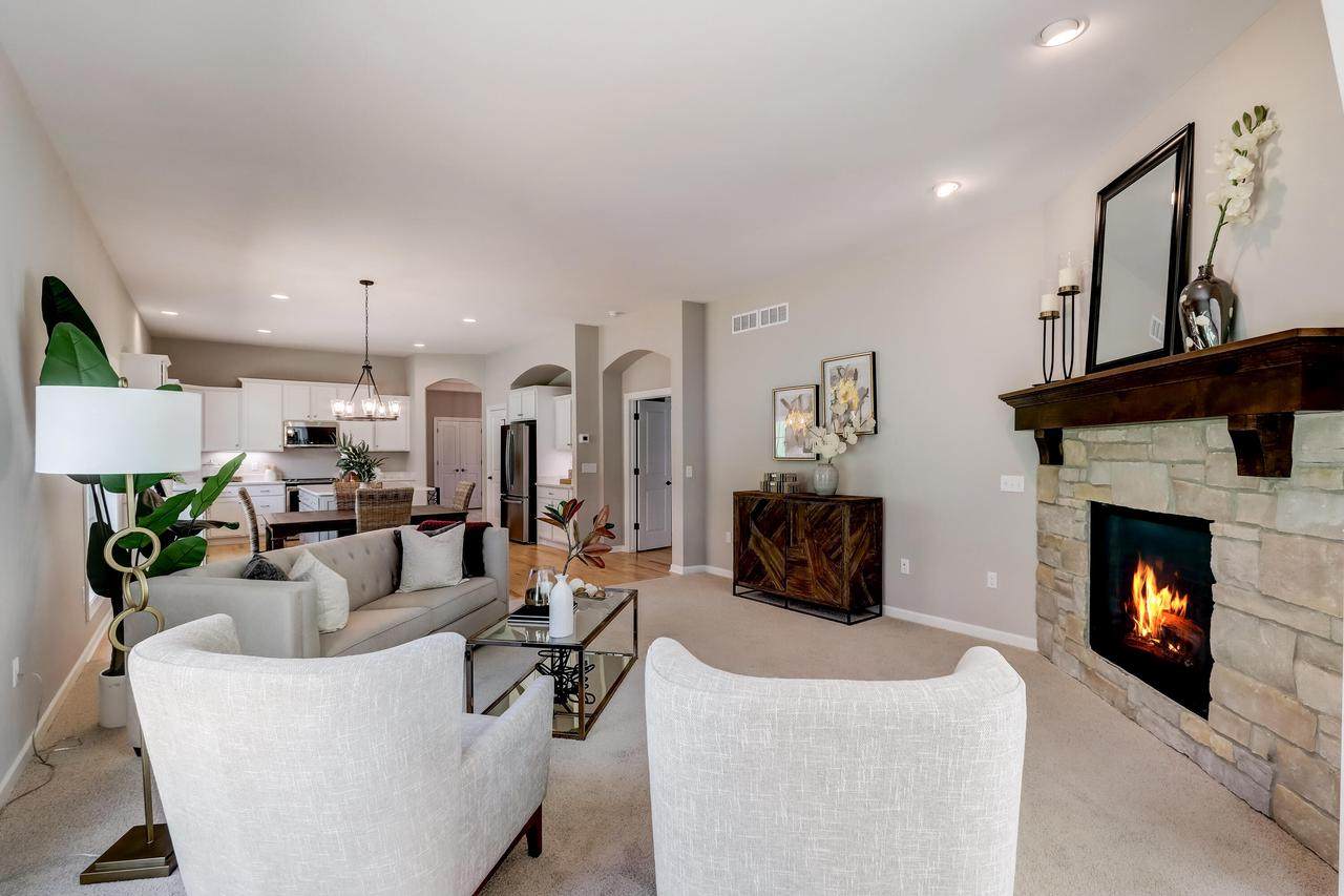 1541 Sandhill Blvd - Photo 1