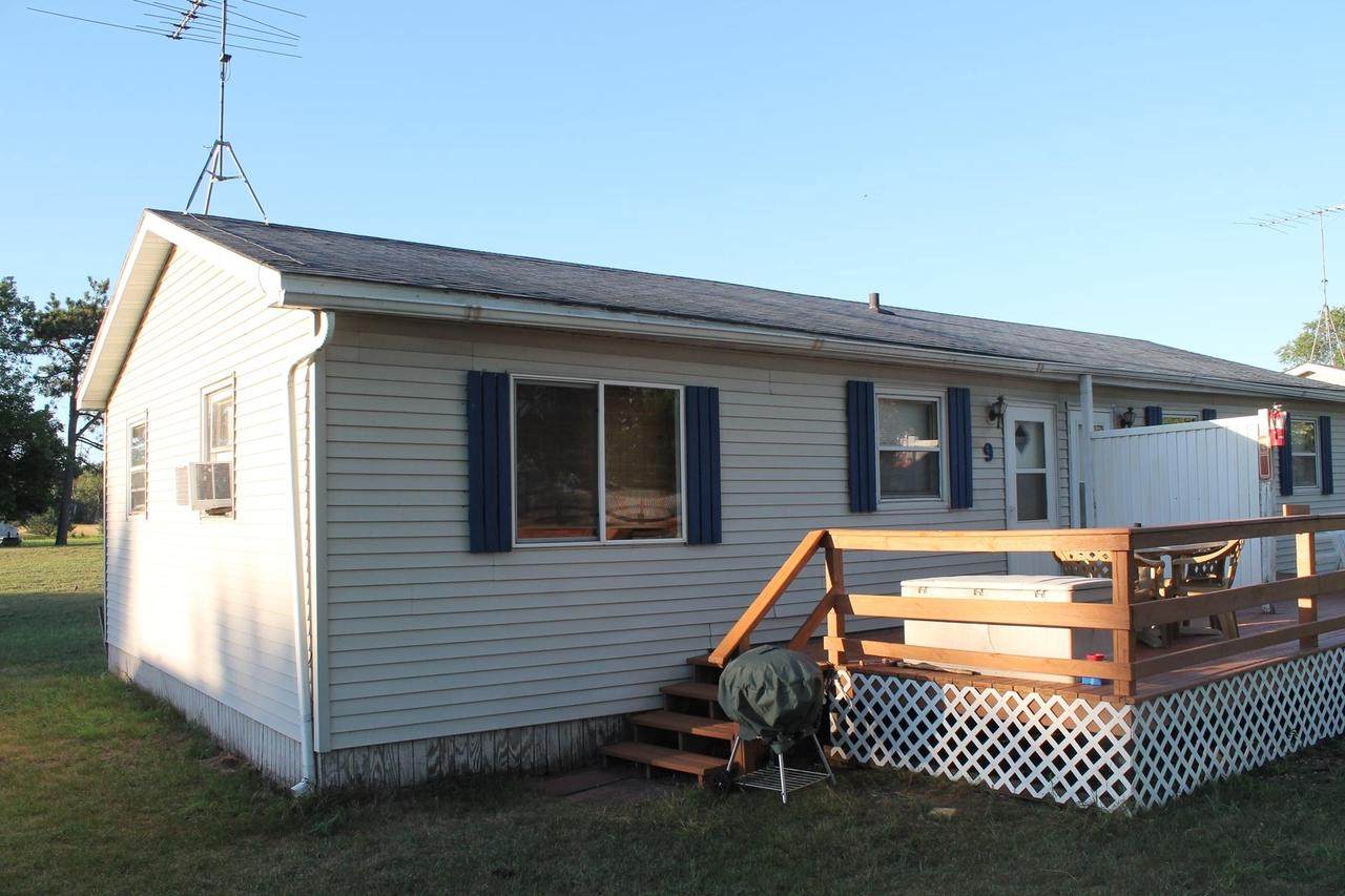 W983 North Shore Dr - Photo 1