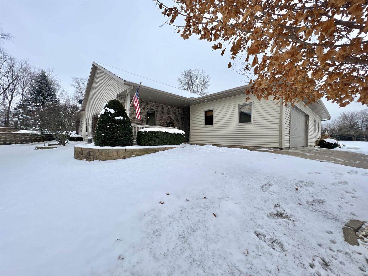 2730 Ridge Rd - Photo 1