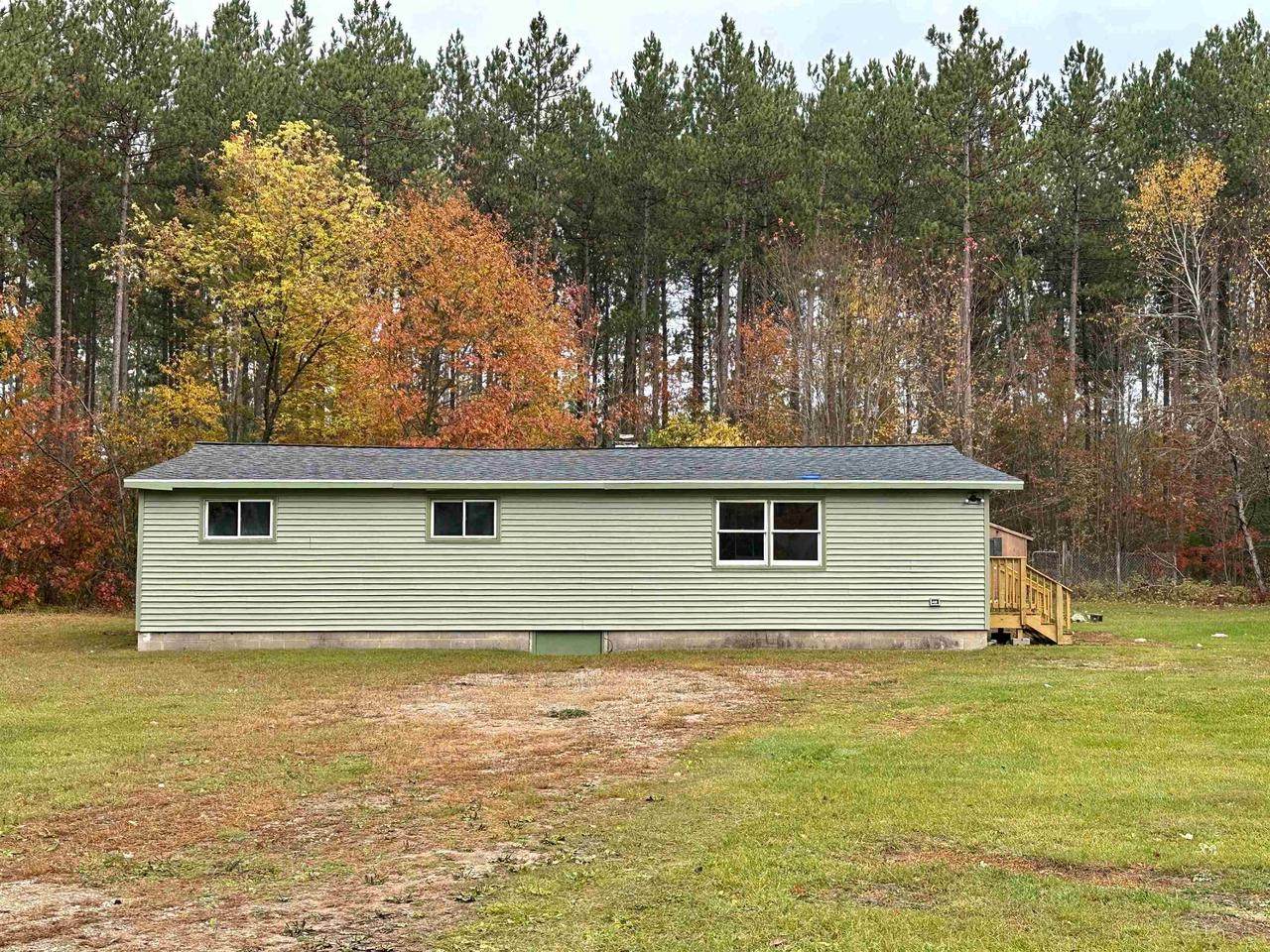 W8014 Back Acres Drive - Photo 1