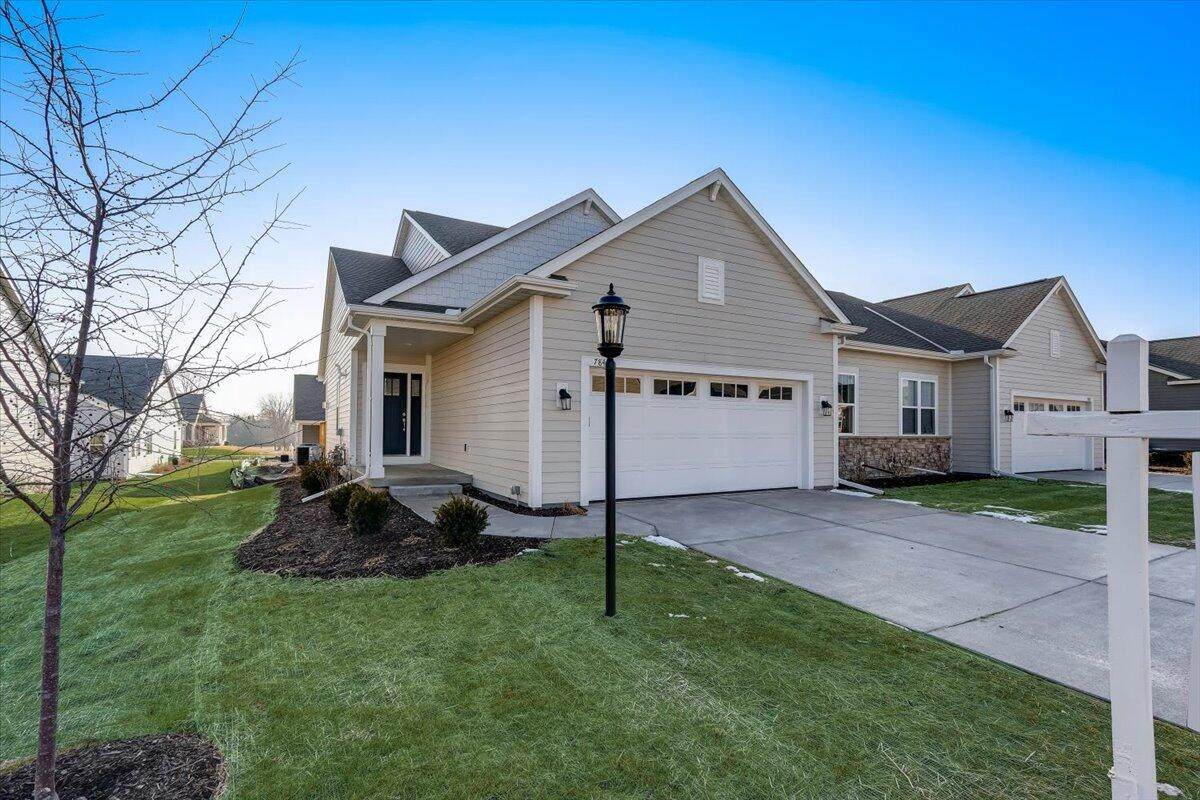 7845 Park Circle Way N - Photo 1