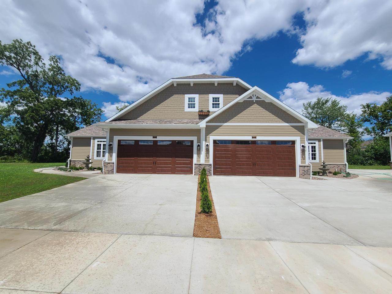 10504 Cortez Cir - Photo 1