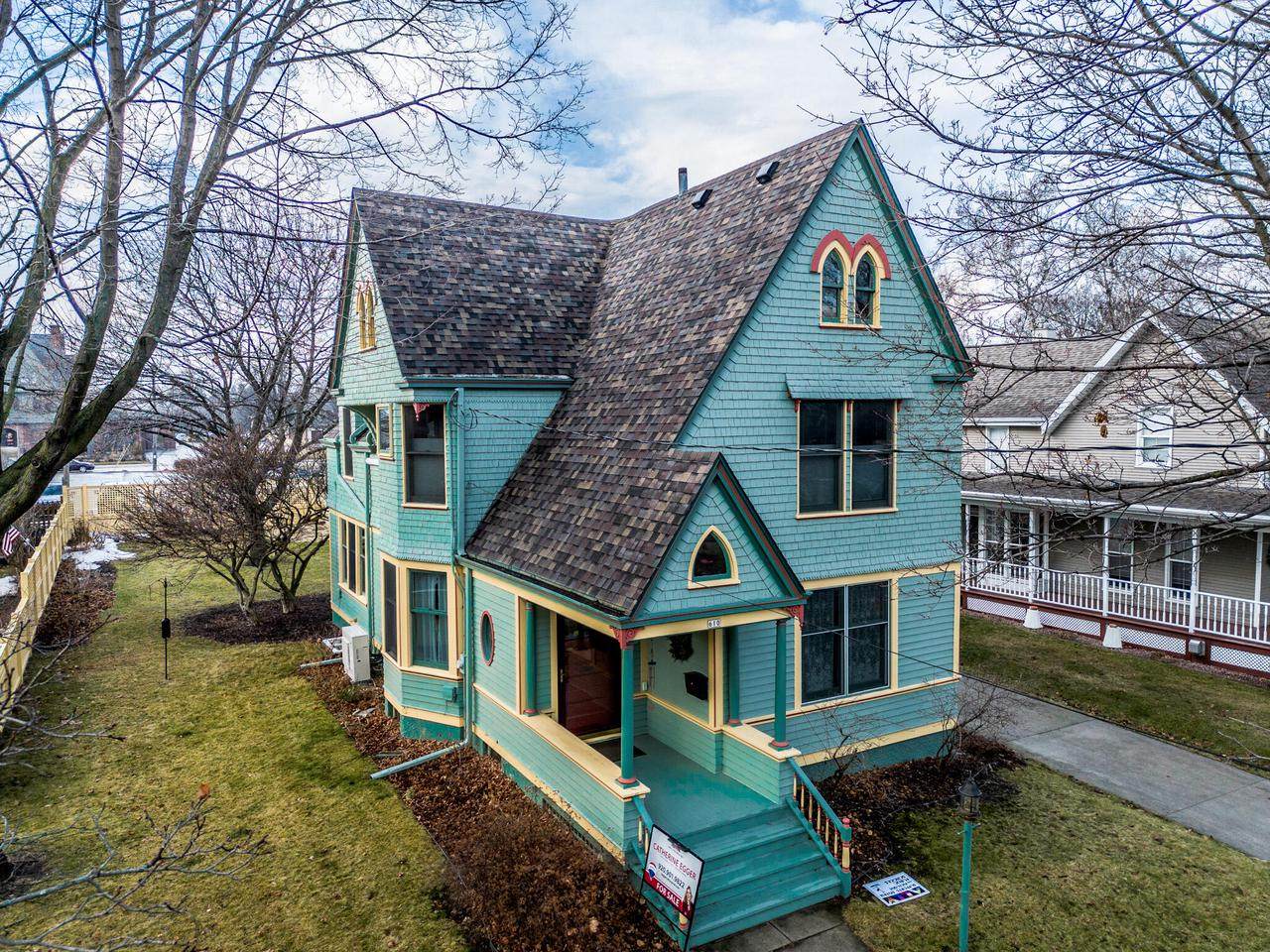 610 7th St - Photo 1