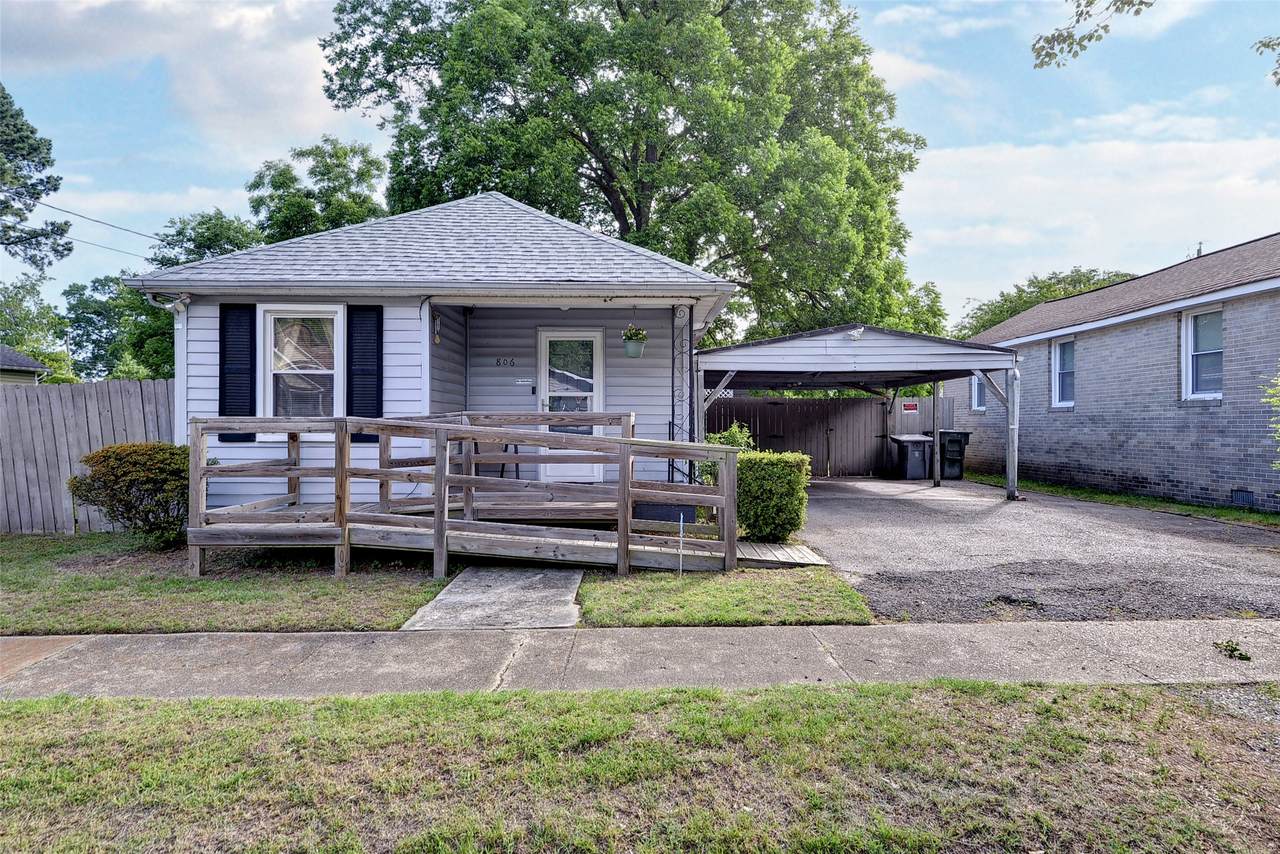 806 Pocahontas Place - Photo 1