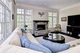 239 Woburn - Photo 15