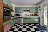 11 Grove Avenue - Photo 16