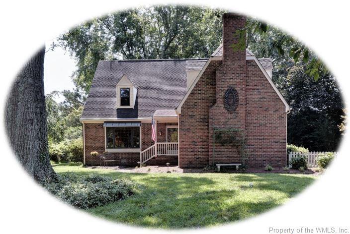 140 Country Club Drive - Photo 1