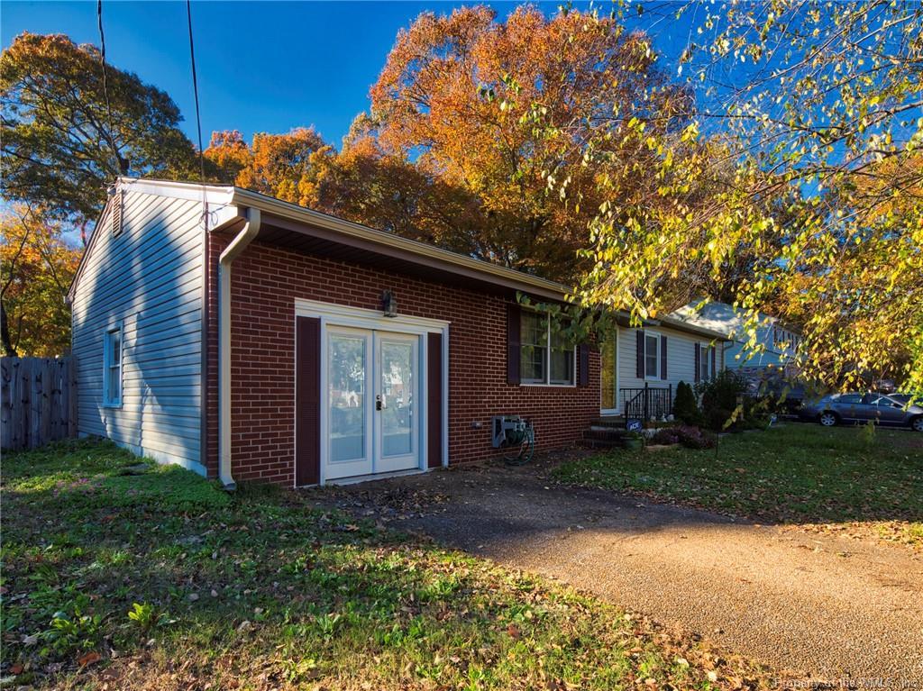 1807 Meadowview Drive - Photo 1