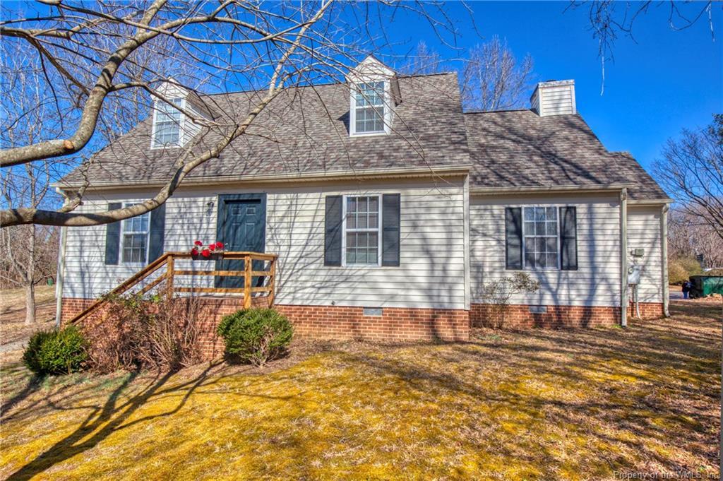 113 Winston Drive - Photo 1