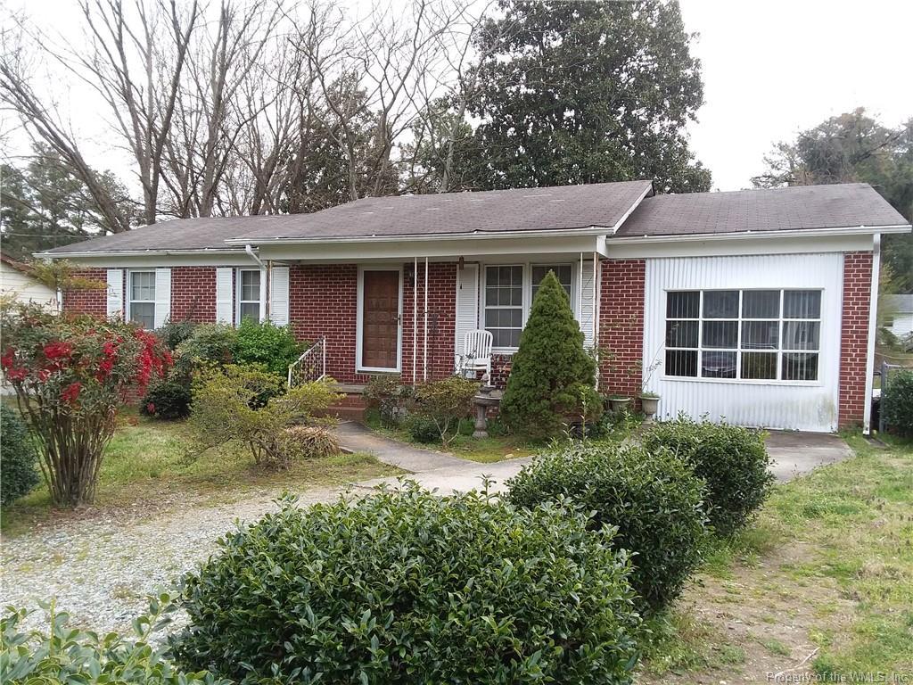 408 Roycroft Street - Photo 1