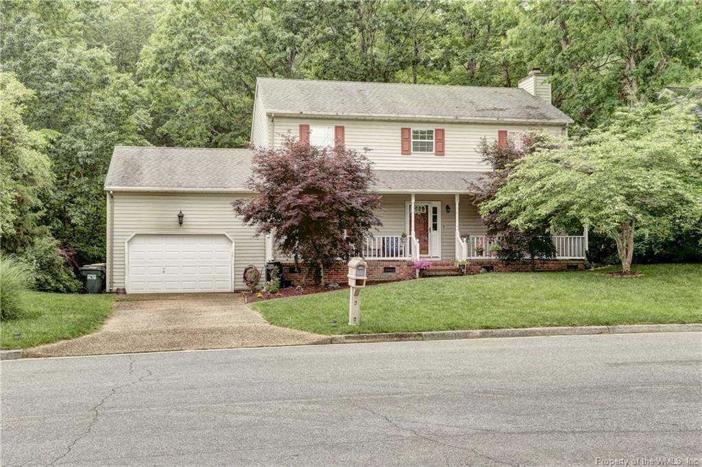 901 Colonial Avenue - Photo 1