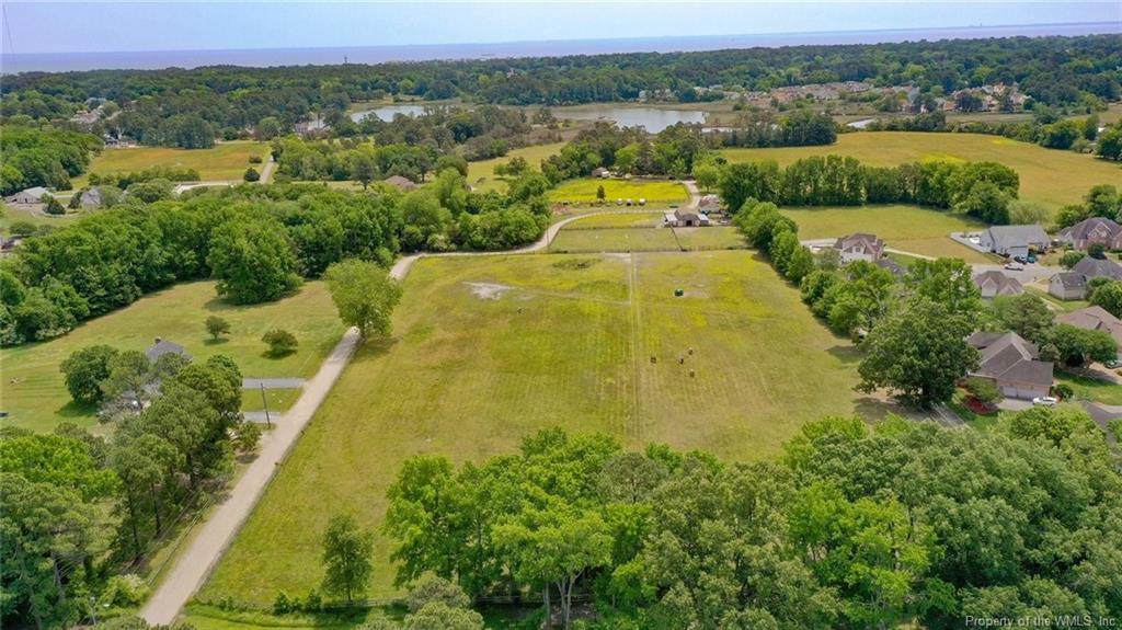 300 Pacers Point - Photo 1