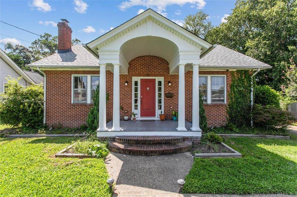 227 Hampton Roads Avenue - Photo 1