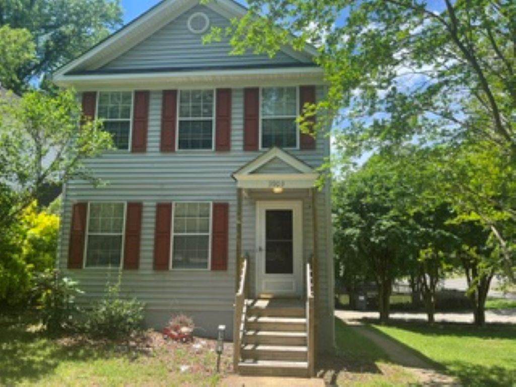 3903 Strawberry Plains Road - Photo 1