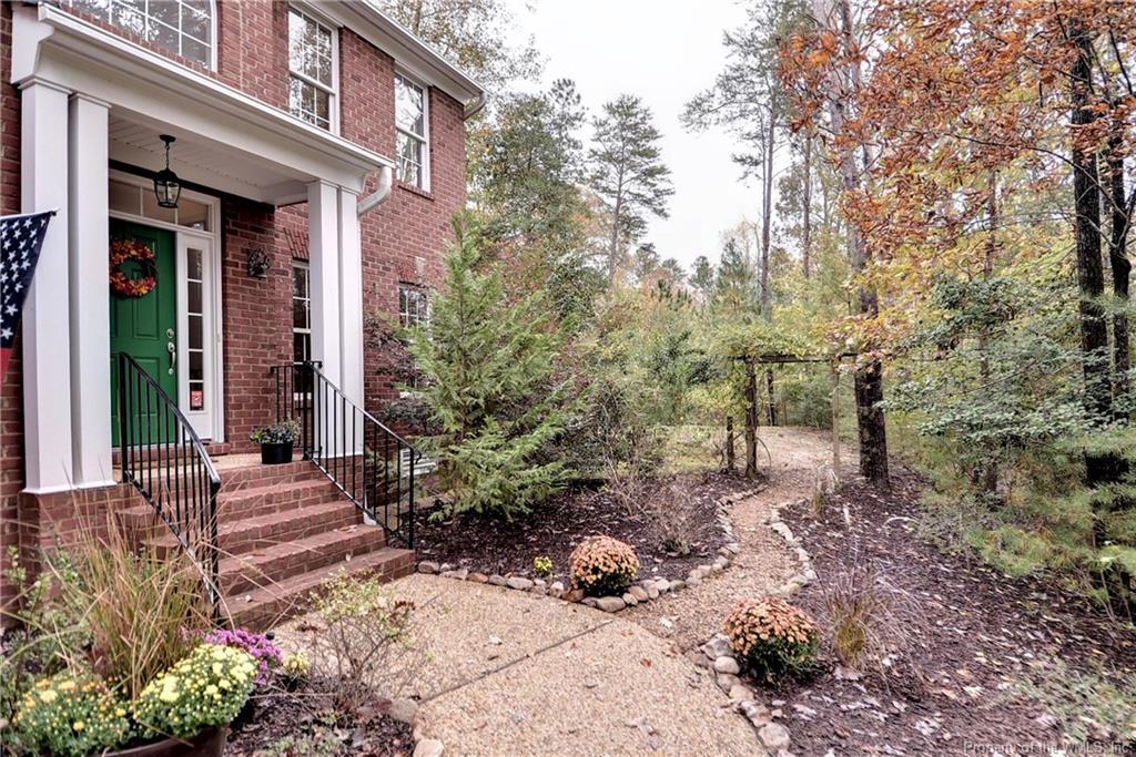 204 Skimino Landing Drive - Photo 1