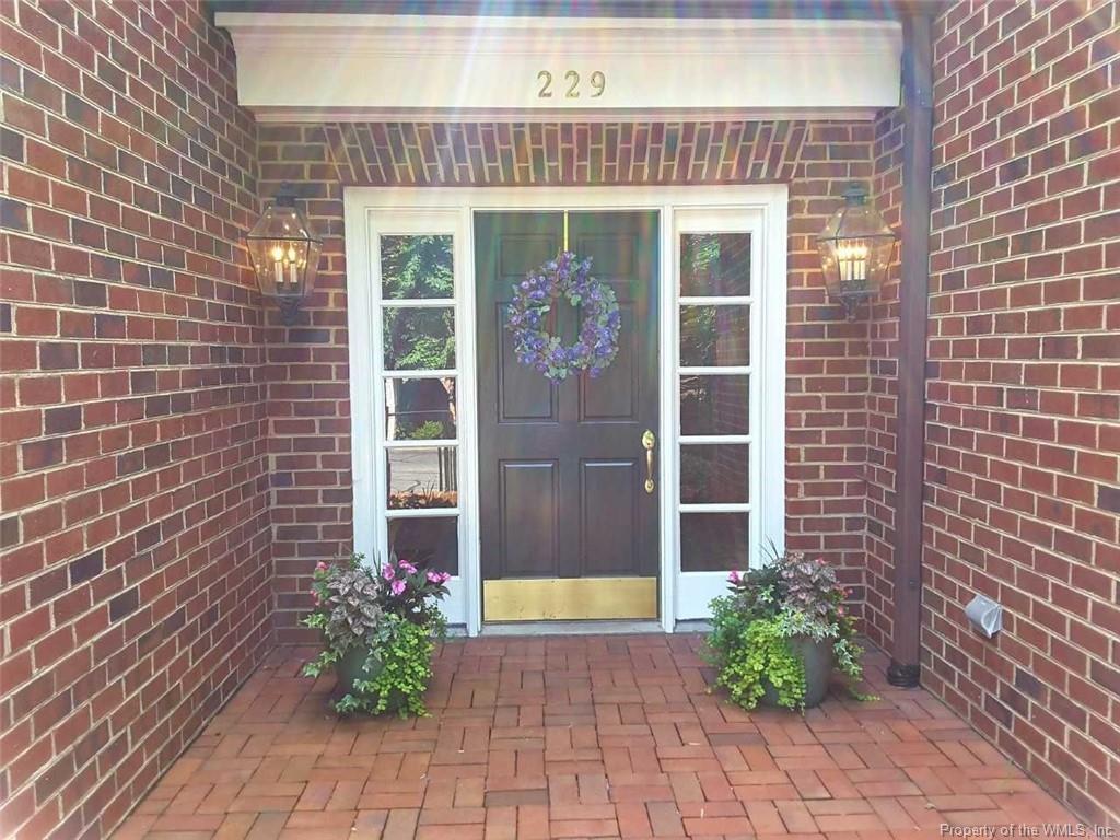 229 Woodmere Drive - Photo 1