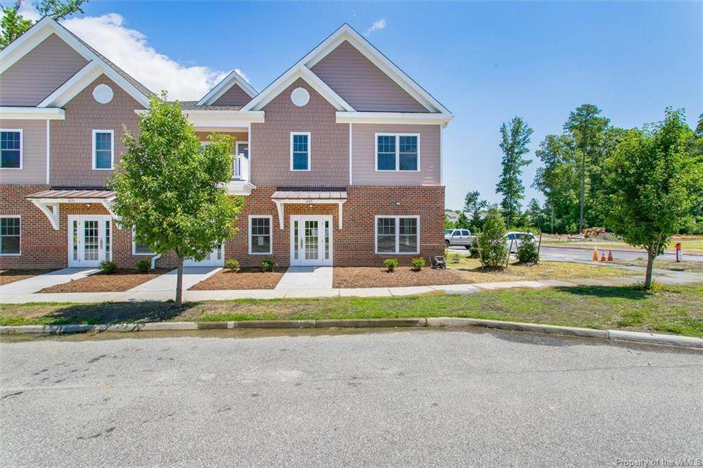 601 Commonwealth Drive - Photo 1