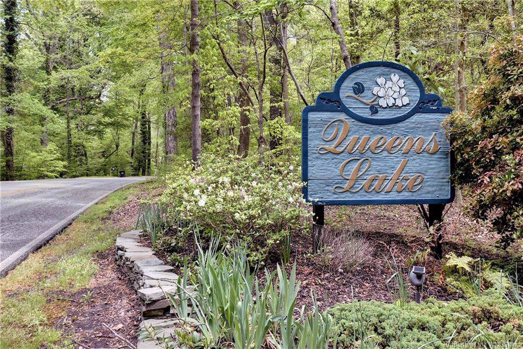 117 Holcomb Drive - Photo 1