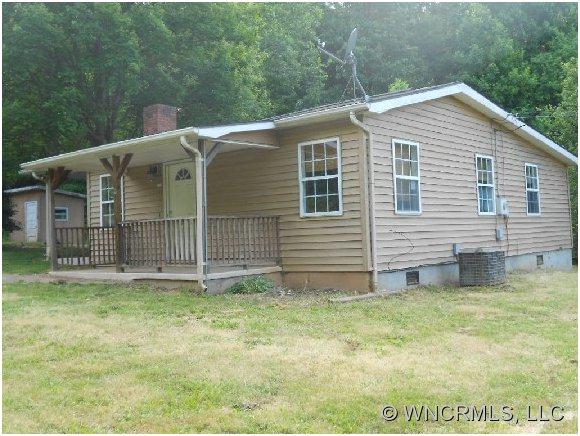 147 Mink Farm Road, Leicester, NC 28748 (#NCM521559) :: Exit Realty Vistas