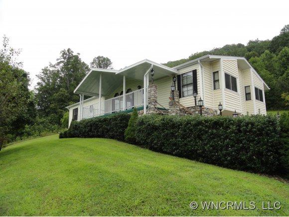91 Buckner Drive, Fletcher, NC 28732 (#NCM524774) :: Exit Realty Vistas