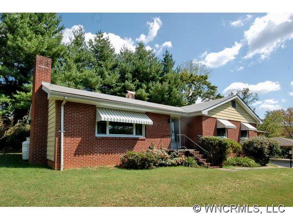 15 E. Avon Pkwy, Asheville, NC 28804 (#NCM525454) :: Exit Realty Vistas