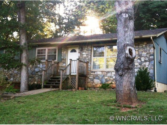 423 Rowland Road, Swannanoa, NC 28778 (#NCM526580) :: Exit Realty Vistas