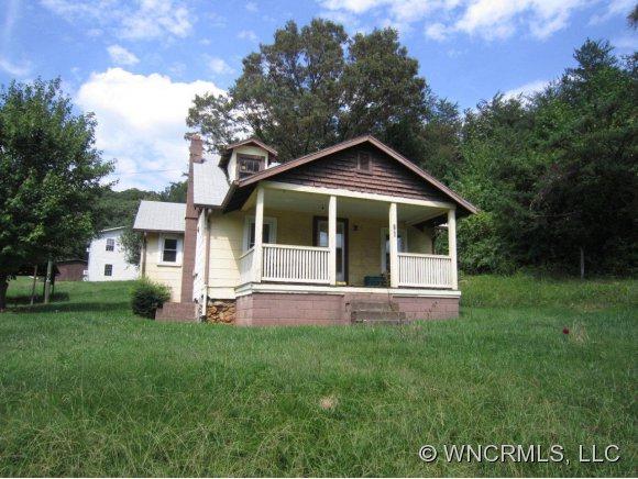 185 Wiggins, Candler, NC 28715 (#NCM528011) :: Exit Realty Vistas