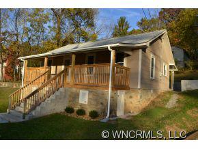 139 South Hill Street, Waynesville, NC 28786 (#NCM528114) :: Exit Realty Vistas