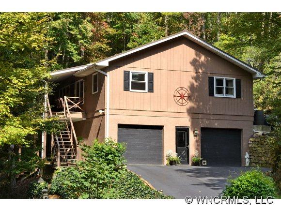 227 E Poplar Drive, Hendersonville, NC 28792 (#NCM528265) :: Exit Realty Vistas