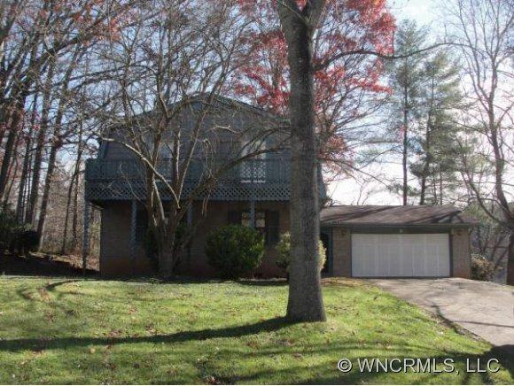 2 Forest Ridge Drive, Arden, NC 28704 (#NCM530439) :: Exit Realty Vistas