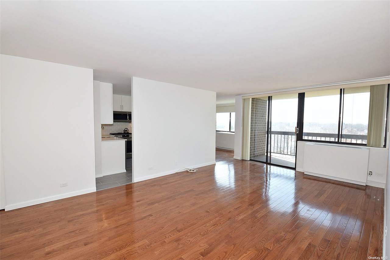 1 Bay Club Dr - Photo 1