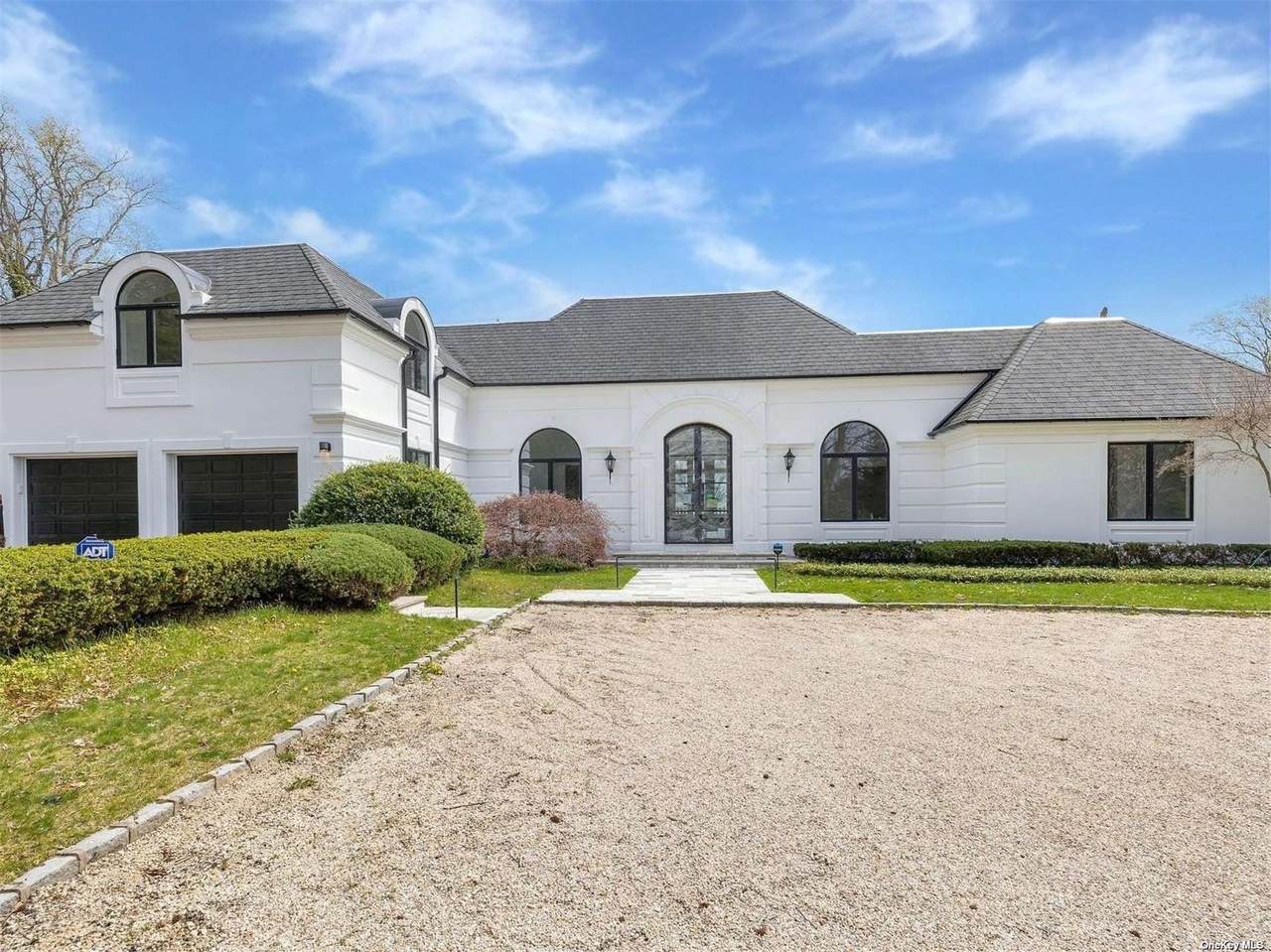 204 Centre Island Road - Photo 1