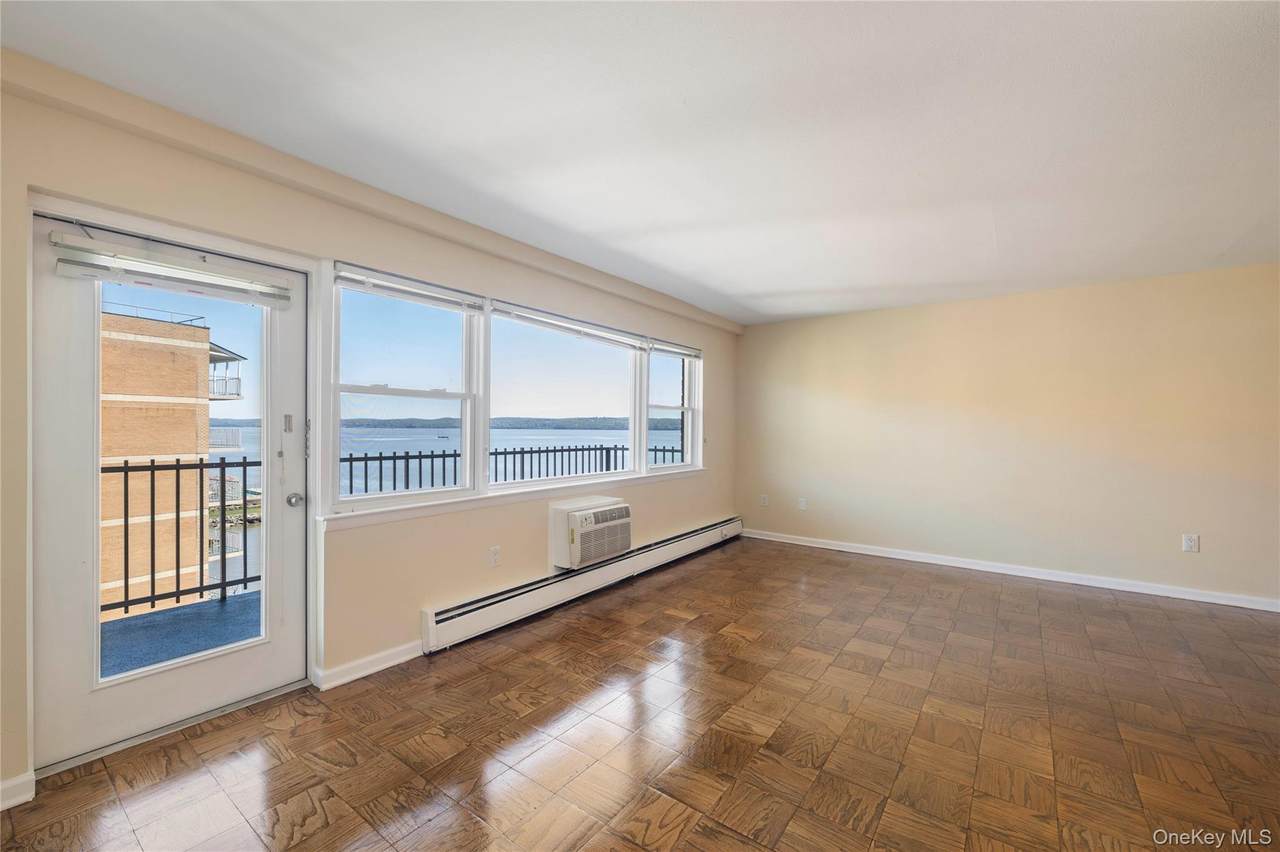 101 Gedney Street - Photo 1