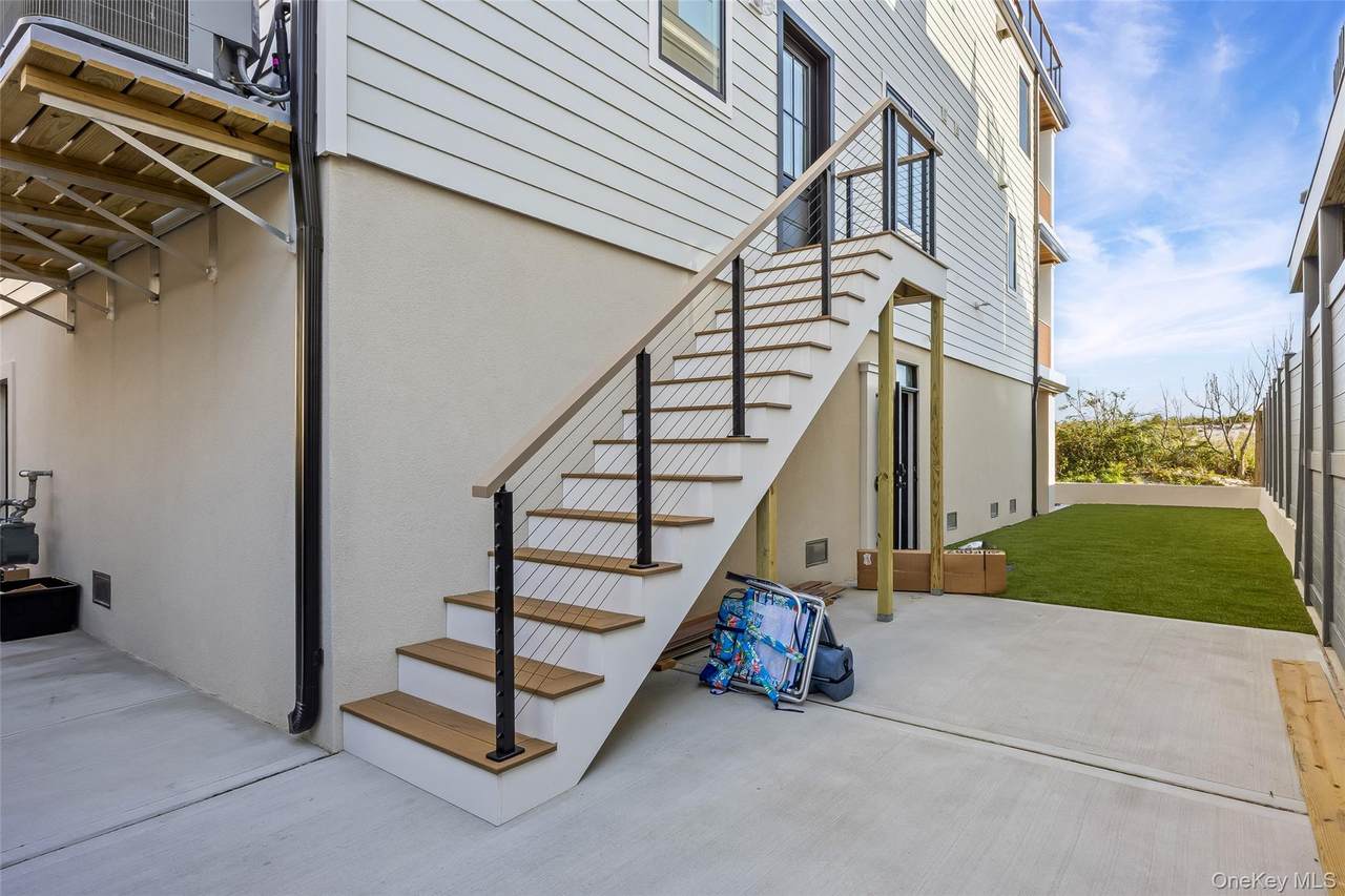 1 Tennessee Avenue - Photo 1