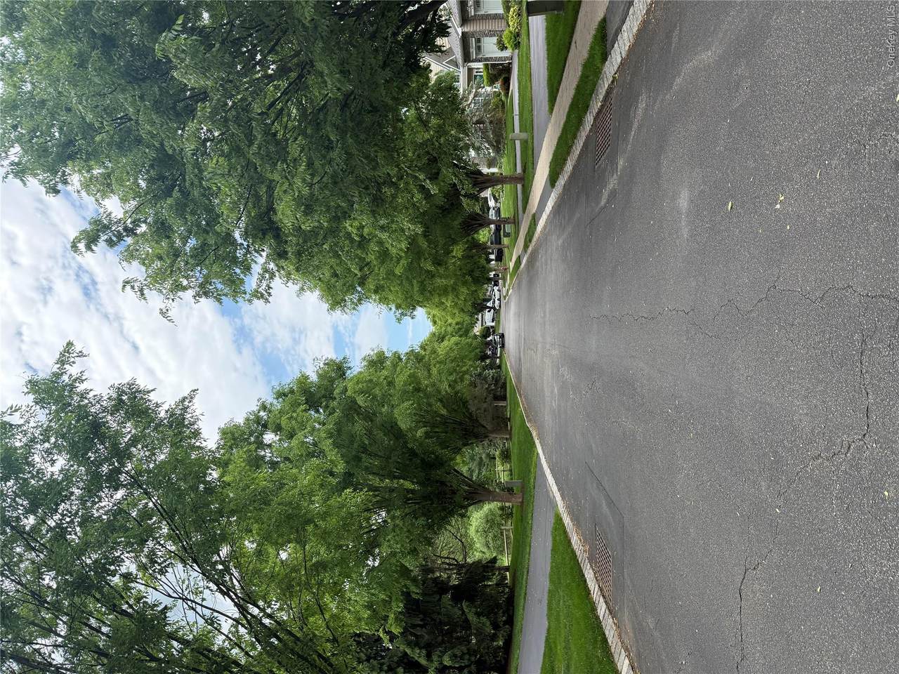 781 Huntington Drive - Photo 1