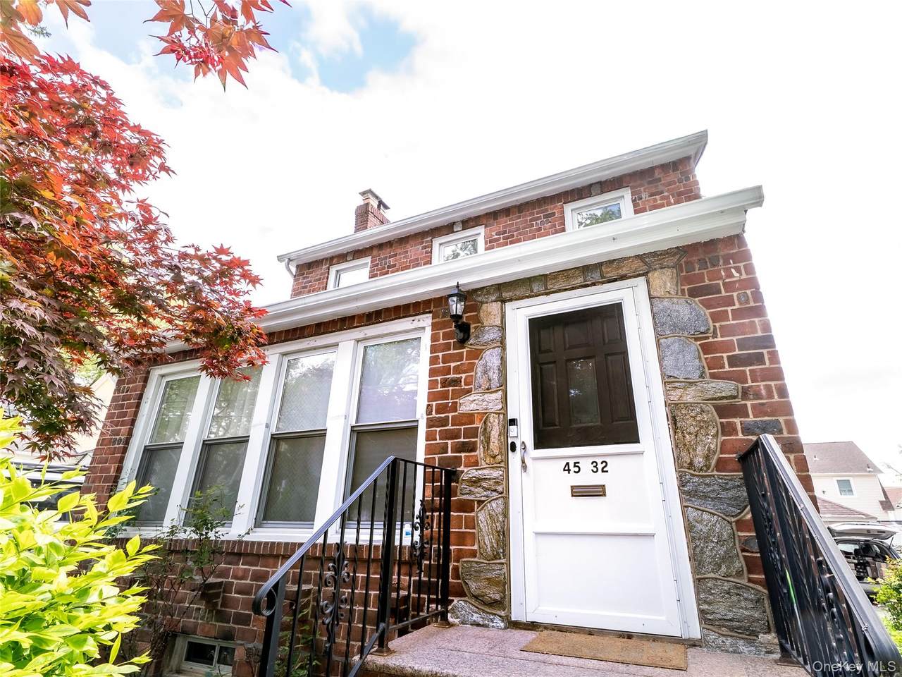 45-32 Westminster Road - Photo 1