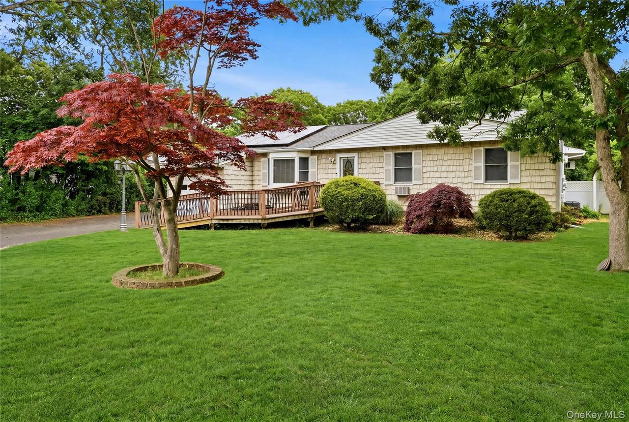 289 Central Avenue - Photo 1