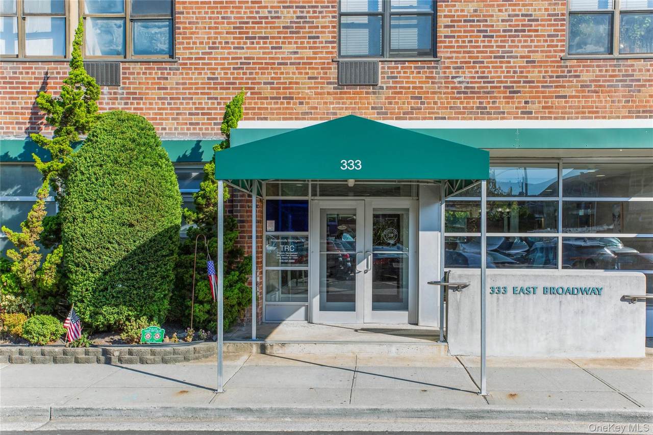 333 Broadway - Photo 1