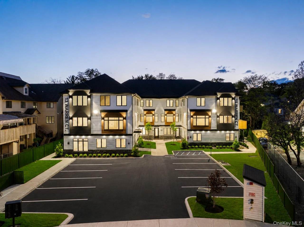 15 Warren Court - Photo 1
