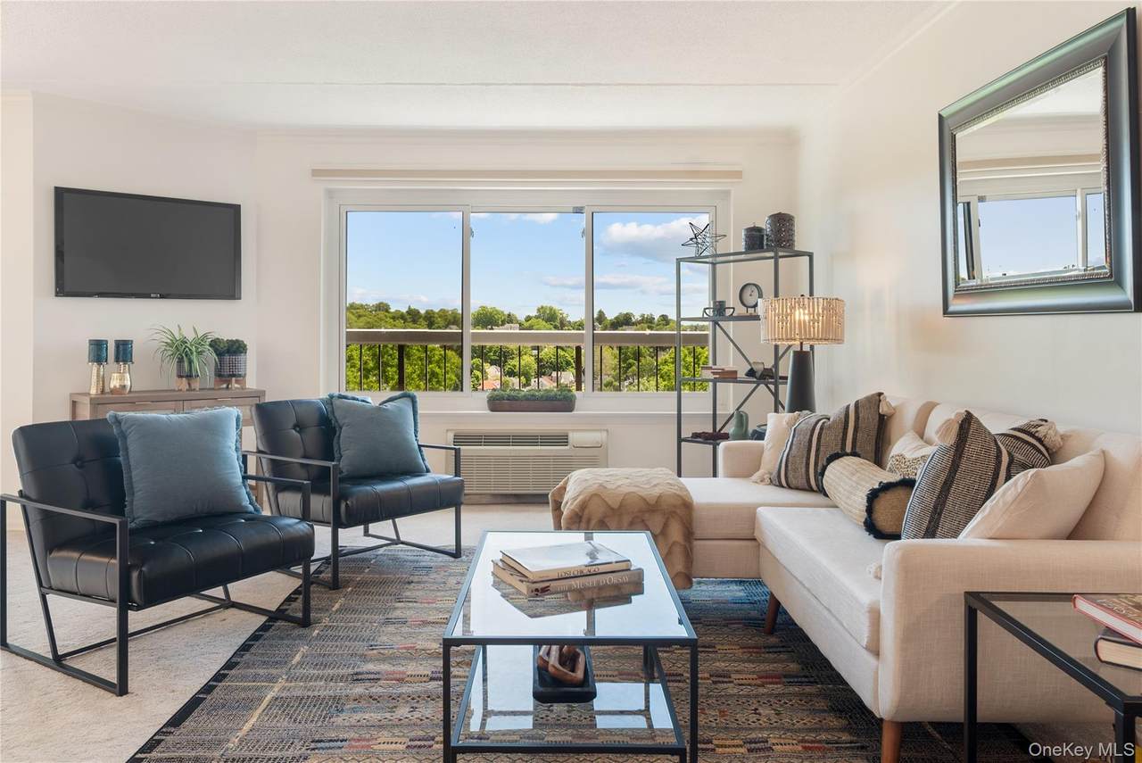 500 High Point Drive - Photo 1